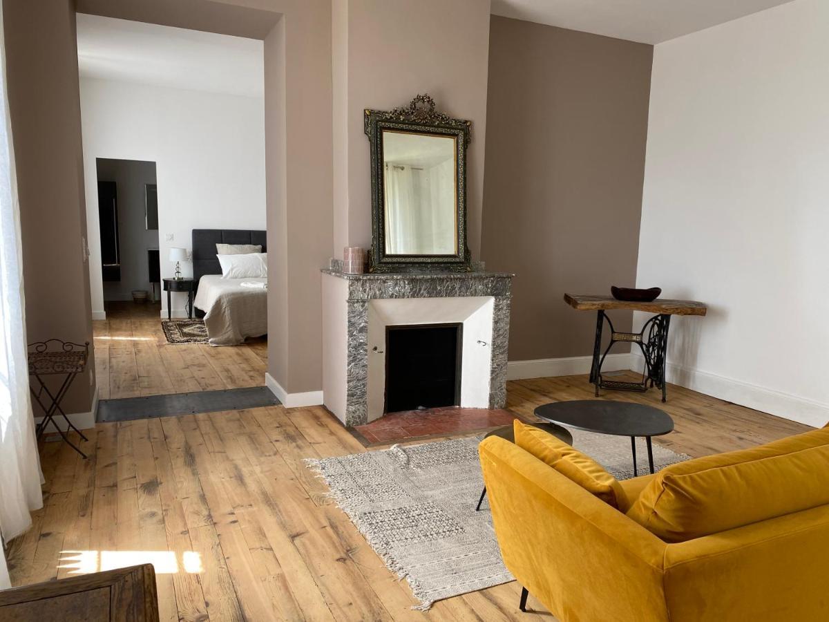 La Maison De Manon Mirande  Extérieur photo
